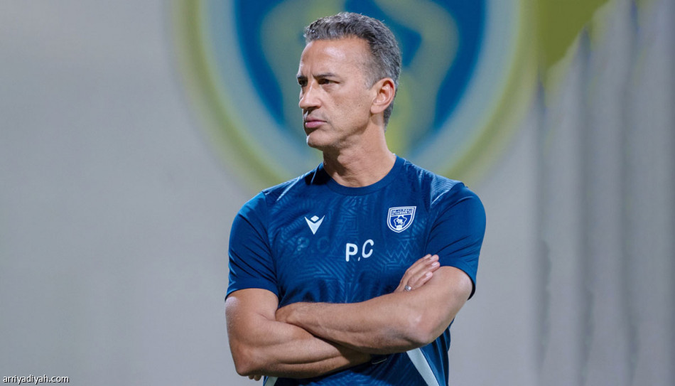 الأهلي
يصنع أفضلية النصر