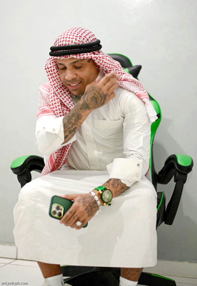 إلتون:
السعودية.. حالة عشق