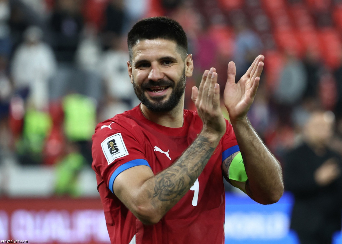 ميتروفيتش يحتفل بالمئوية