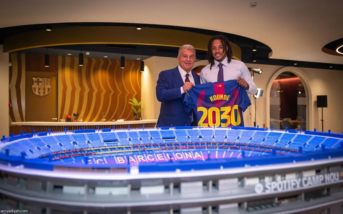 رجل التقليعات.. عقد جديد