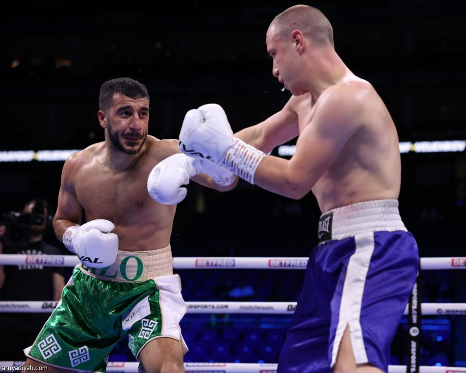 المعيوف يحقق انتصاره الثالث في سجله الاحترافي