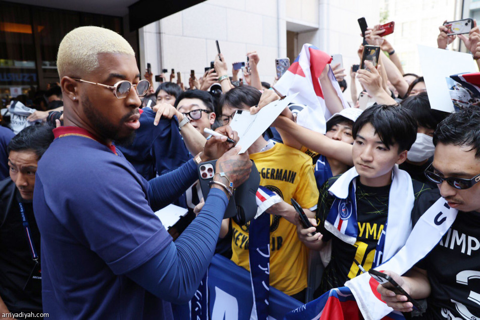 سان جيرمان..  
مناورة وتسديدات