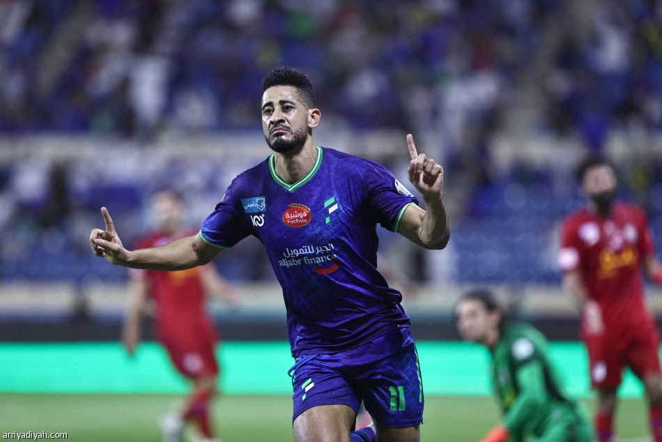 الفتح يقسو على أبها برباعية