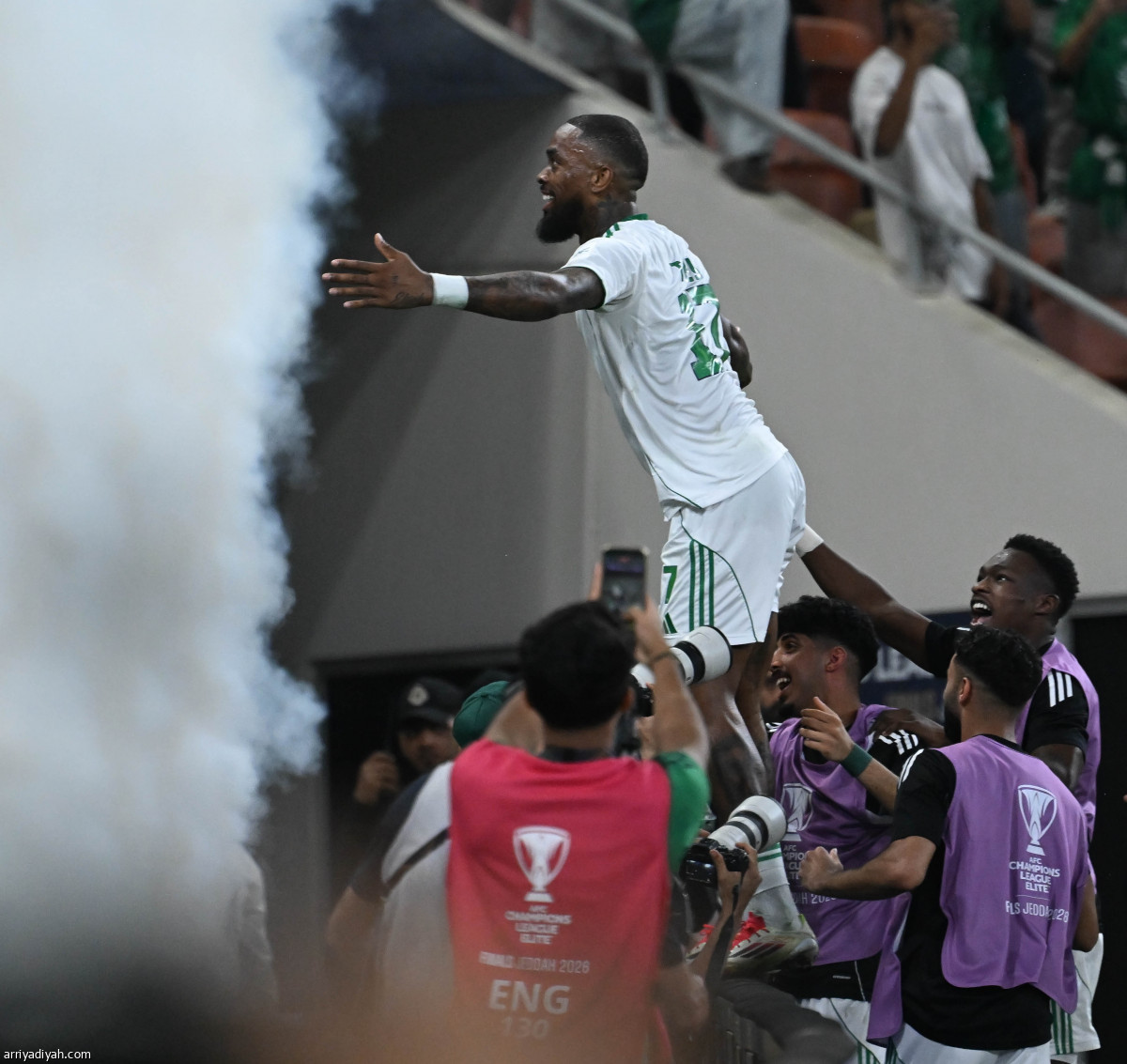 الأهلي يعود إلى النهائي