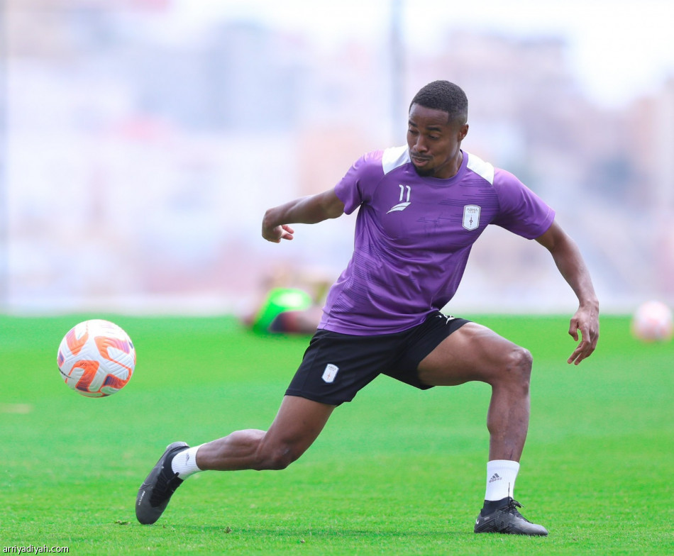 أبها يعود باللياقة والتكتيك