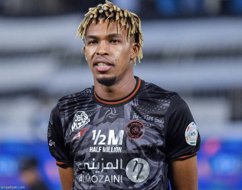 خطاب «فيفا»
يحدد مشاركة كويلار