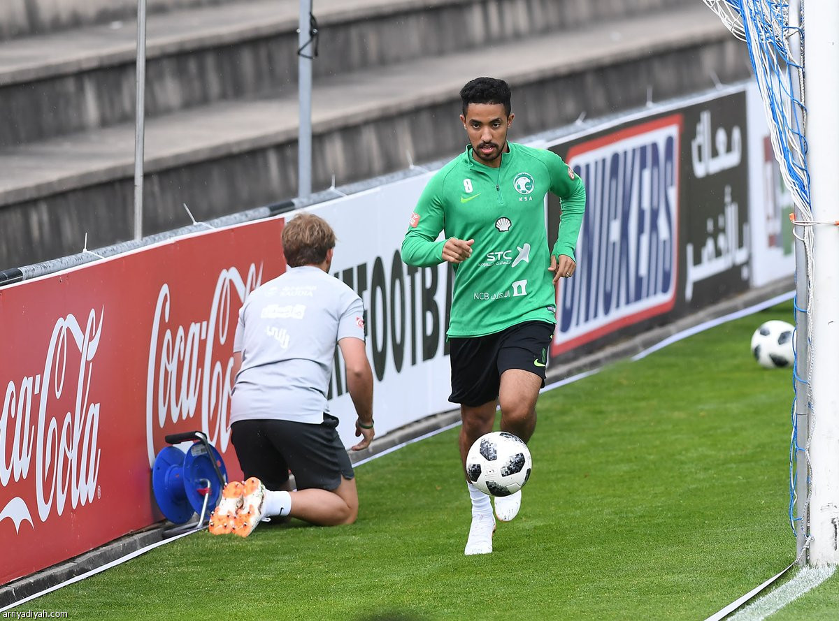 الأخضر يستعد للألمان