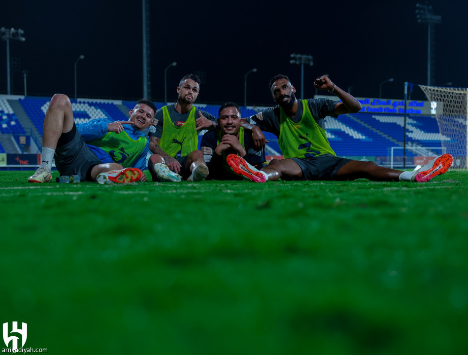 إصابة سالم في الركبة ومفصل القدم والإصبع