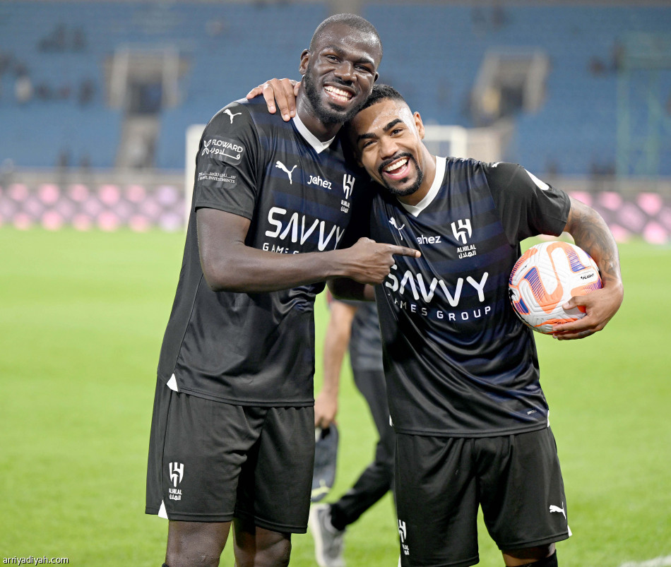 ميتروفيتش
يعادل رقم إيجالو