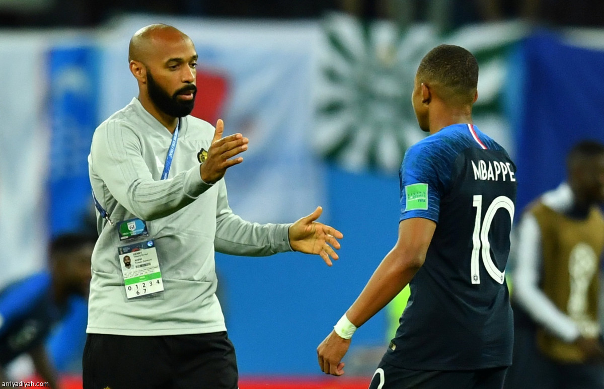 فرحة مكتومة