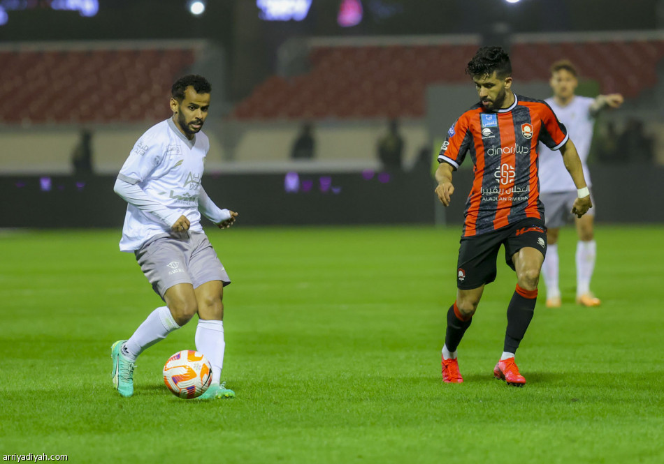 الطائي يخطف نقاط الرائد  بـ«انتصار خيالي»