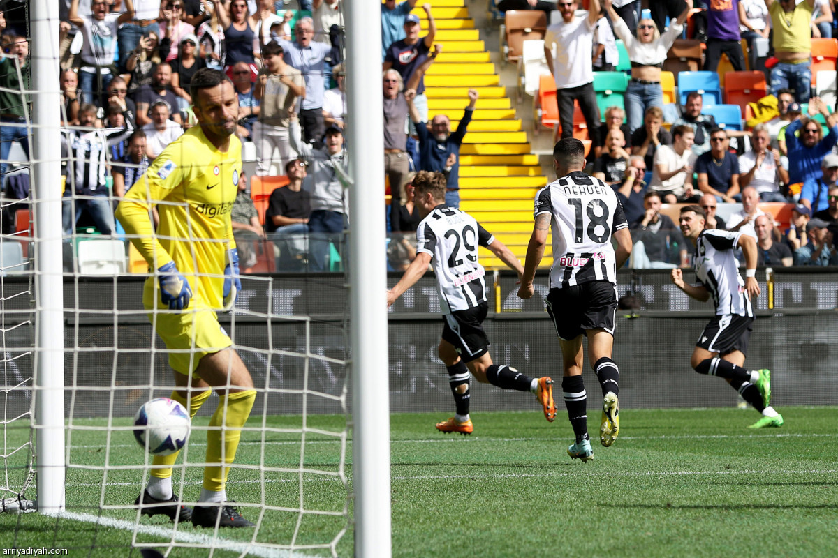 الإنتر يسقط