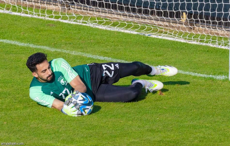 20 عاما.. 
مانشيني لا يخسر البدايات