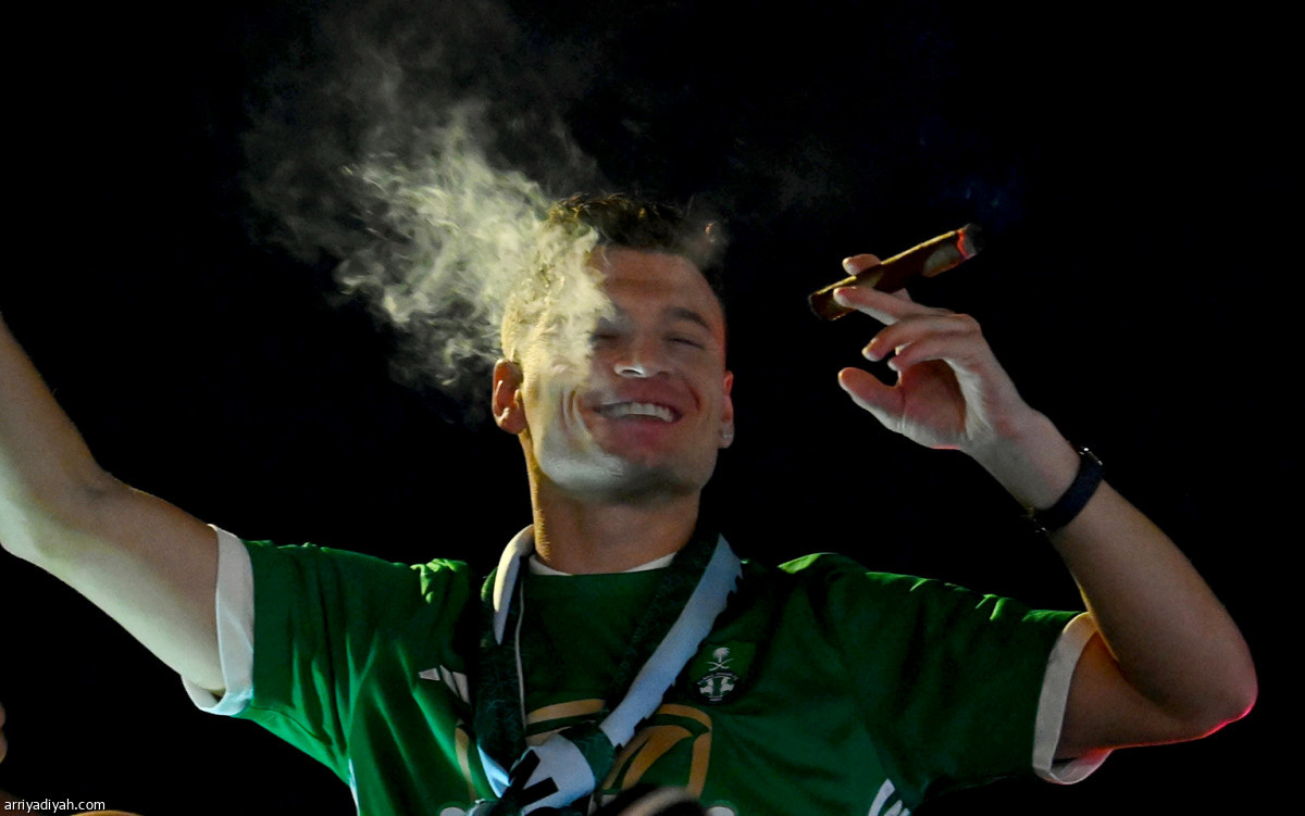 مسيرة الأبطال