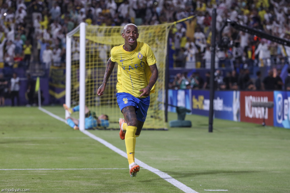 النصر يؤمن الصدارة الآسيوية بثلاثية الطاجيكي