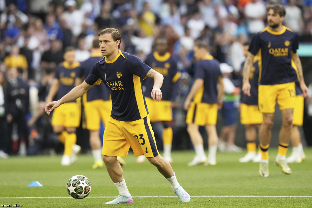 أليانز أرينا يبدأ الحفل