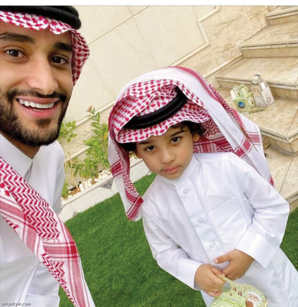 إنستجرام
وجهة النجوم في العيد