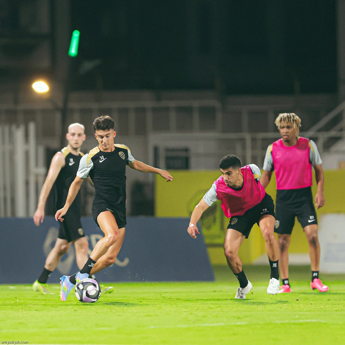 المتصدر لا يرتاح