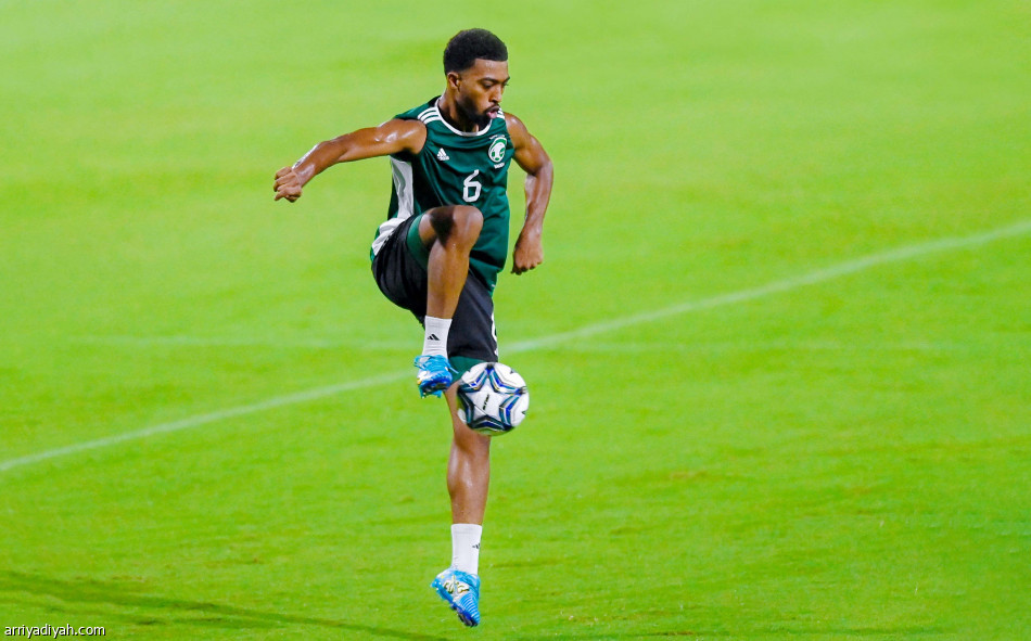 الافتتاح.. 
الأخضر ينتصر 66%