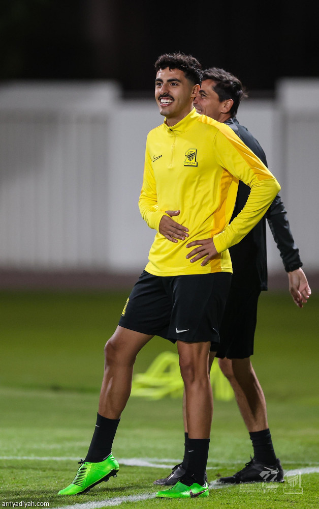 الاتحاد.. بنزيما يغيب وحجازي يعود