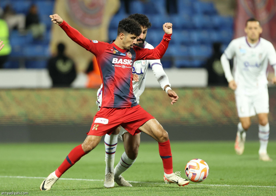 ديربي عسير.. ضمك يفرض سيطرته على أبها