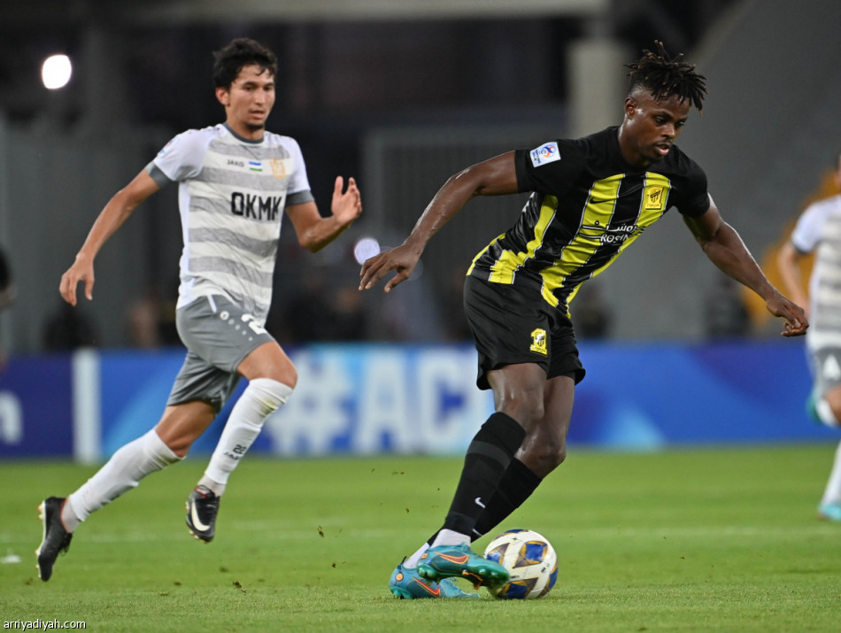 الاتحاد يدشن الآسيوية بثلاثية أجمك