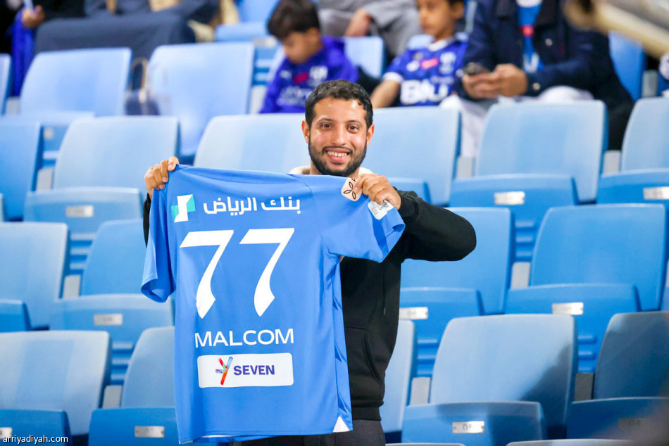 البالون الأزرق..
البليهي يسبق نكونكو