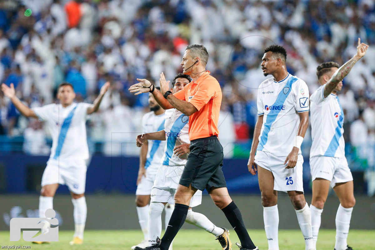 خيسوس يخرج عن طوره