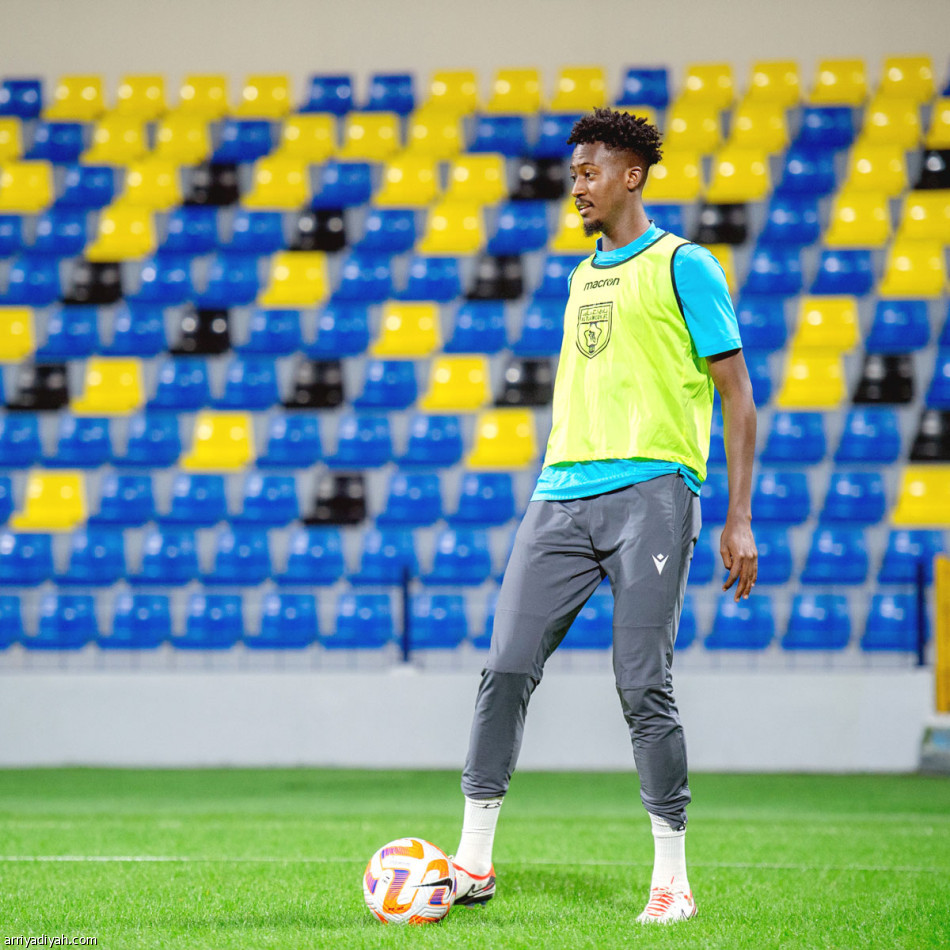 البيشي يخلف فلافيو