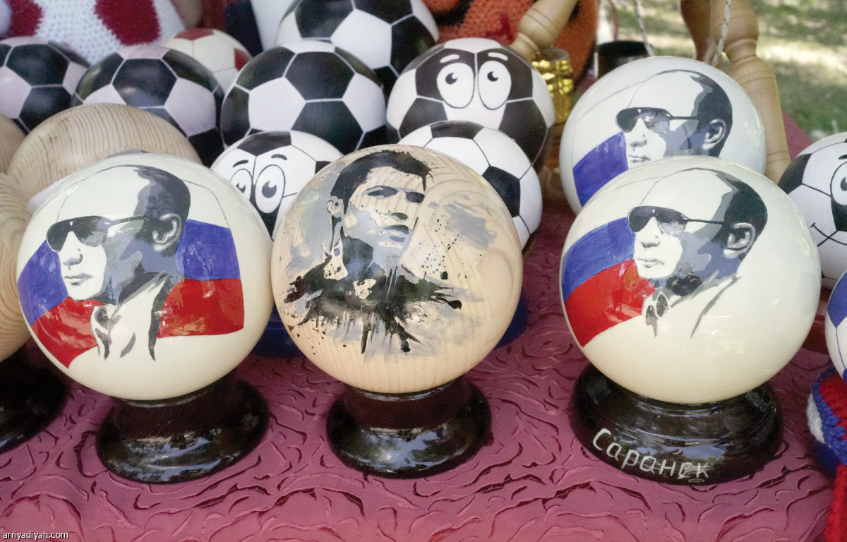 روسيا 
تتحول إلى كرة قدم
