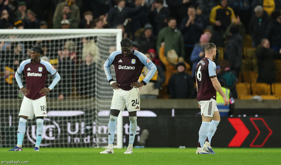 تفادى الرقم الاسوأ.. وولفرهامبتون يفاجئ فيلا بثنائية