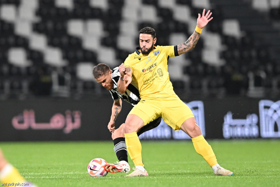 التعاون يقلبها على الشباب بثنائية بيدرو