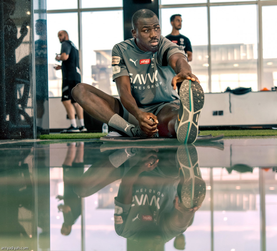 اجتماع
يحدد مشاركة مالكوم