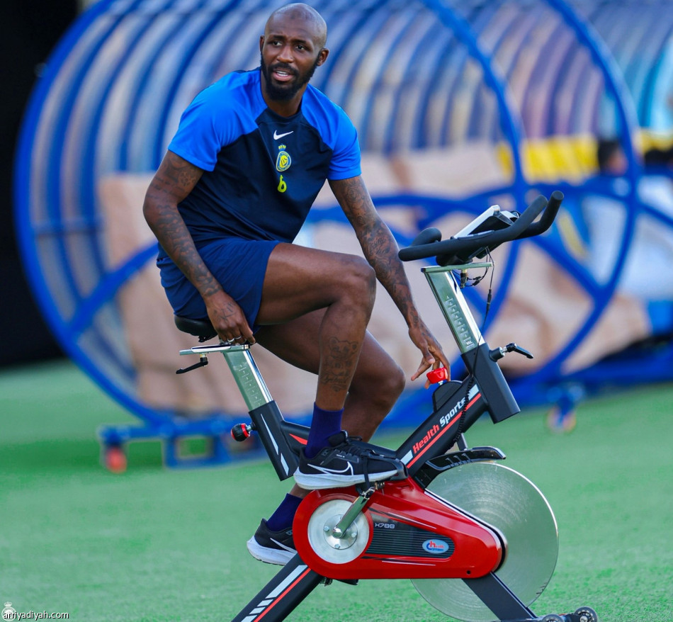 الدوليون ينعشون النصر قبل ضمك