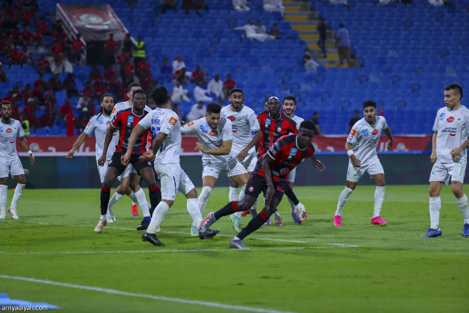 بثنائية الرائد.. الفتح يصعد 3 مراكز