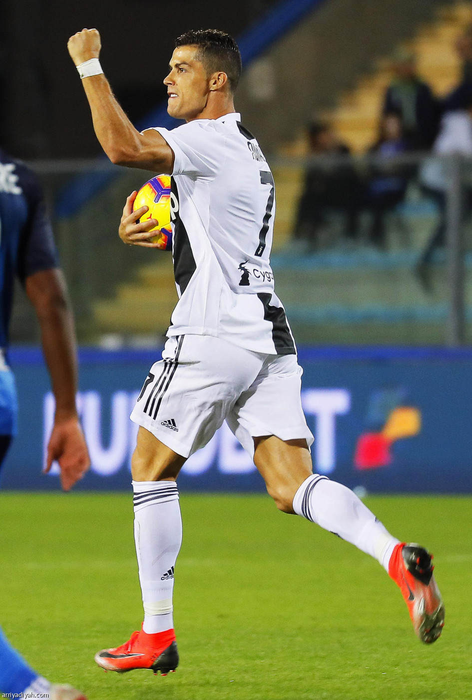 رونالدو يواصل تألقه