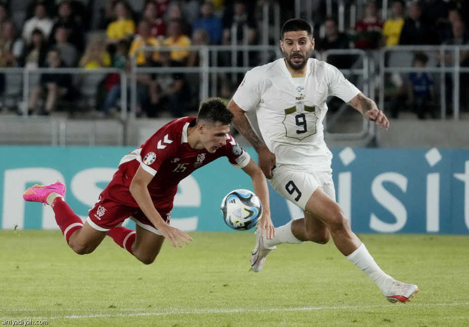 صربيا تسقط ليتوانيا بـ«هاتريك» ميتروفيتش