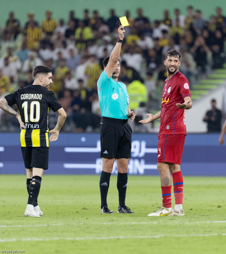 المنقذ خليفة..
علامة الفوز الكاملة