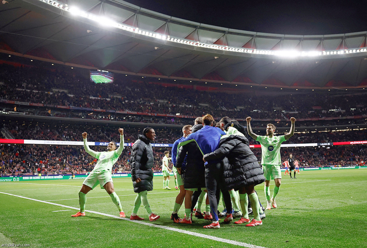 برشلونة يقلبها