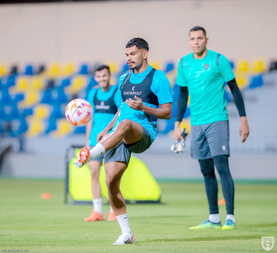 الإجهاد يحرم
كاسترو من تيليس