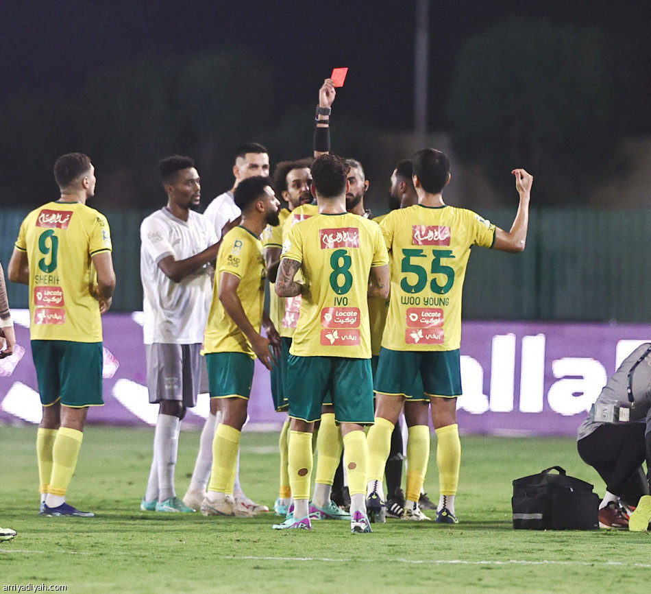 مجددا.. رأسيات مارتينز
تنقذ «أبناء سيهات»