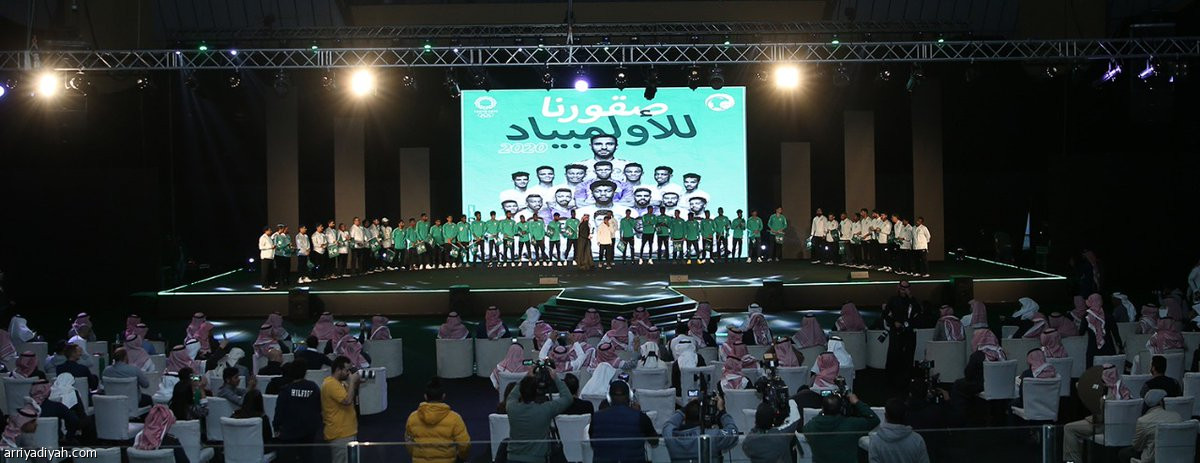 الرياض تحتفي بالصقور