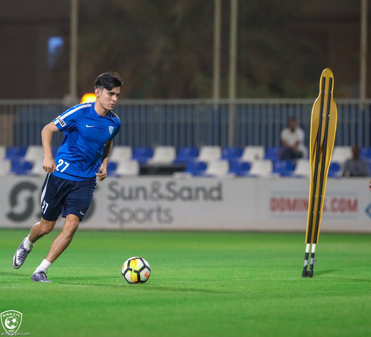 مستقبل الأزرق