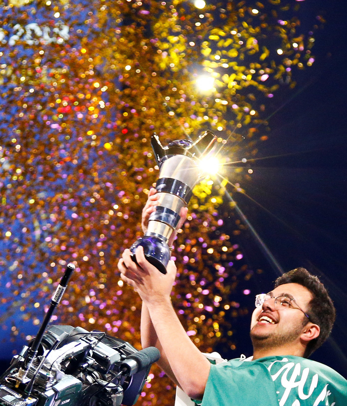 الدوسري.. بطل العالم