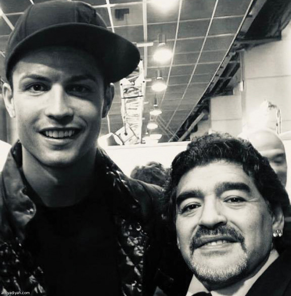 ميسي 
يحطم رقم رونالدو