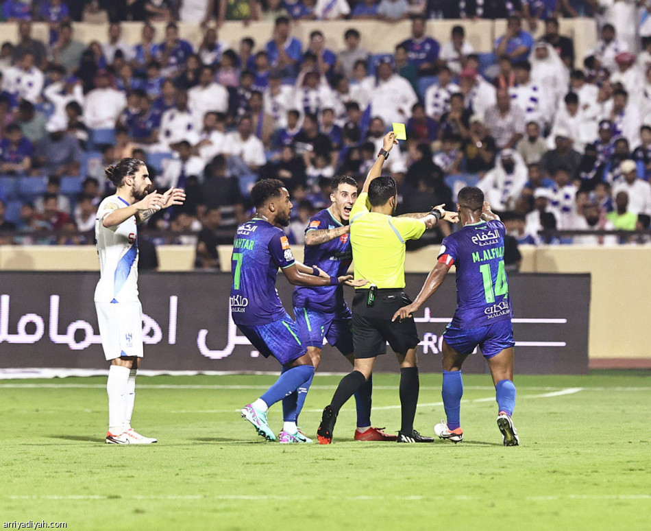 ميتروفيتش
ينهي عناد بيليتش