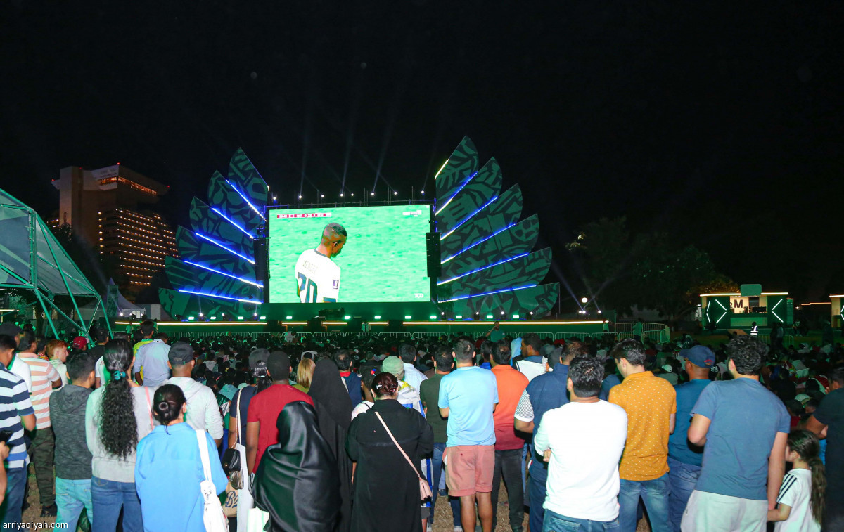 البيت السعودي.. كامل العدد