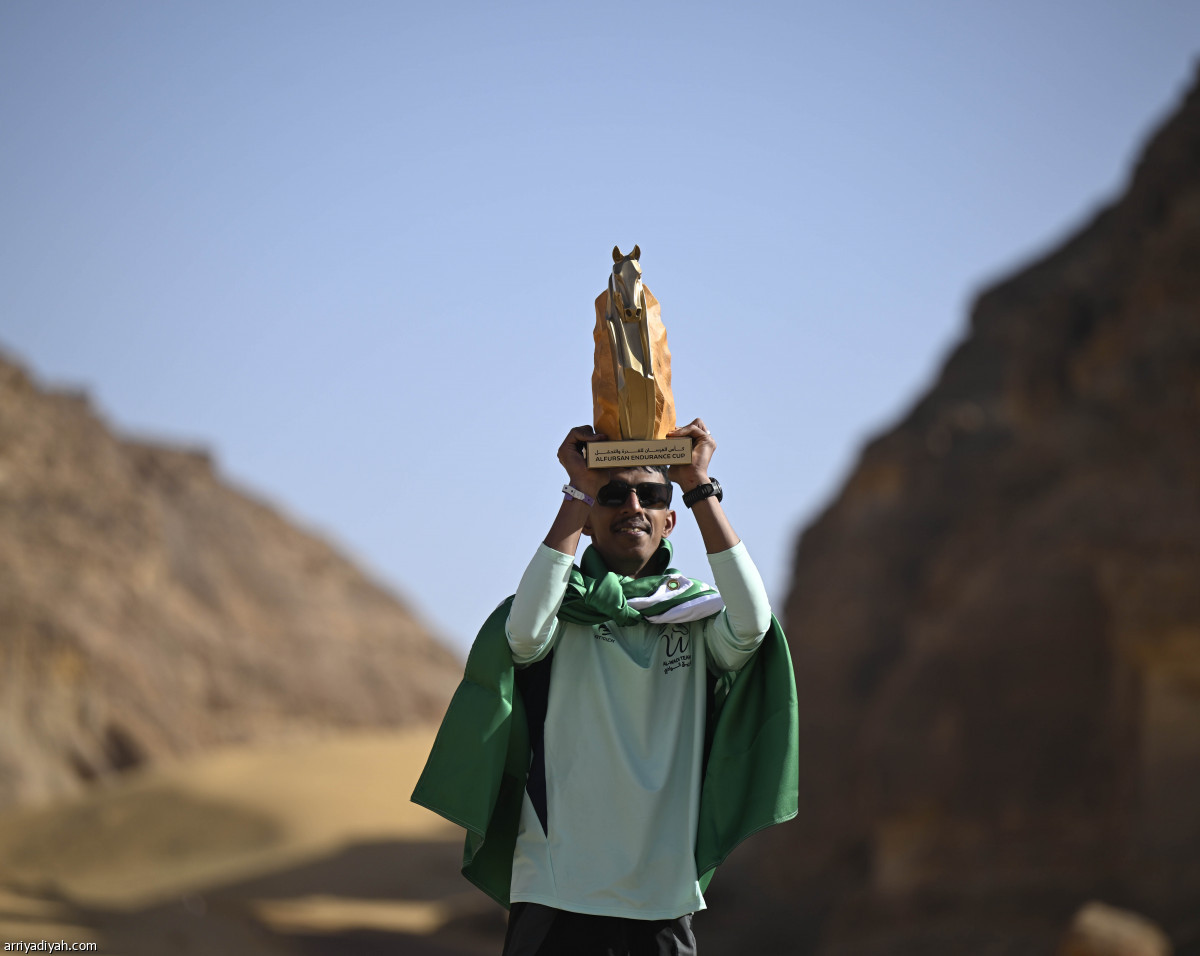 السالمي يتصدر