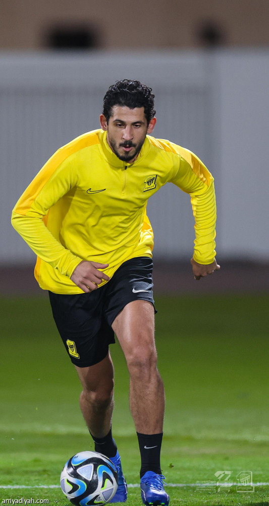 الاتحاد.. بنزيما يغيب وحجازي يعود