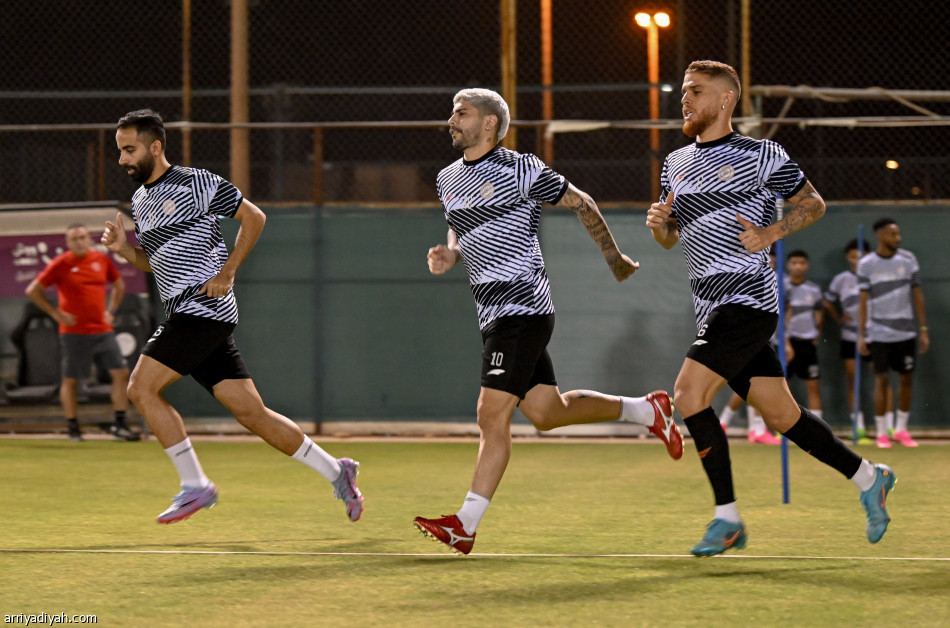 الشباب.. رديف يظهر.. وشراحيلي في العيادة